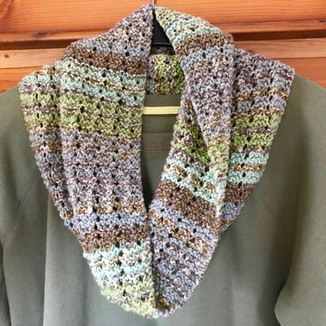 Ava Lace Infinity Scarf in King Cole Drifter DK