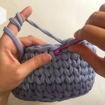 Recycled (t-shirt) yarn basket- Chick-102