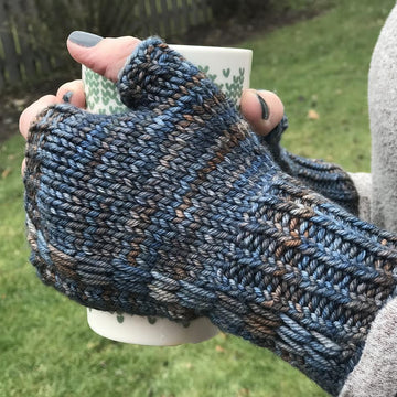 Cassiopeia Mittens and Fingerless Gloves