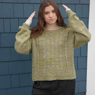 Circle Line Pullover