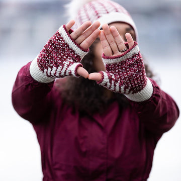 Novemberist Mitts