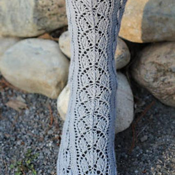 Leafy lace socks