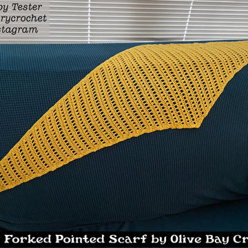 Finely Forked Pointed Scarf