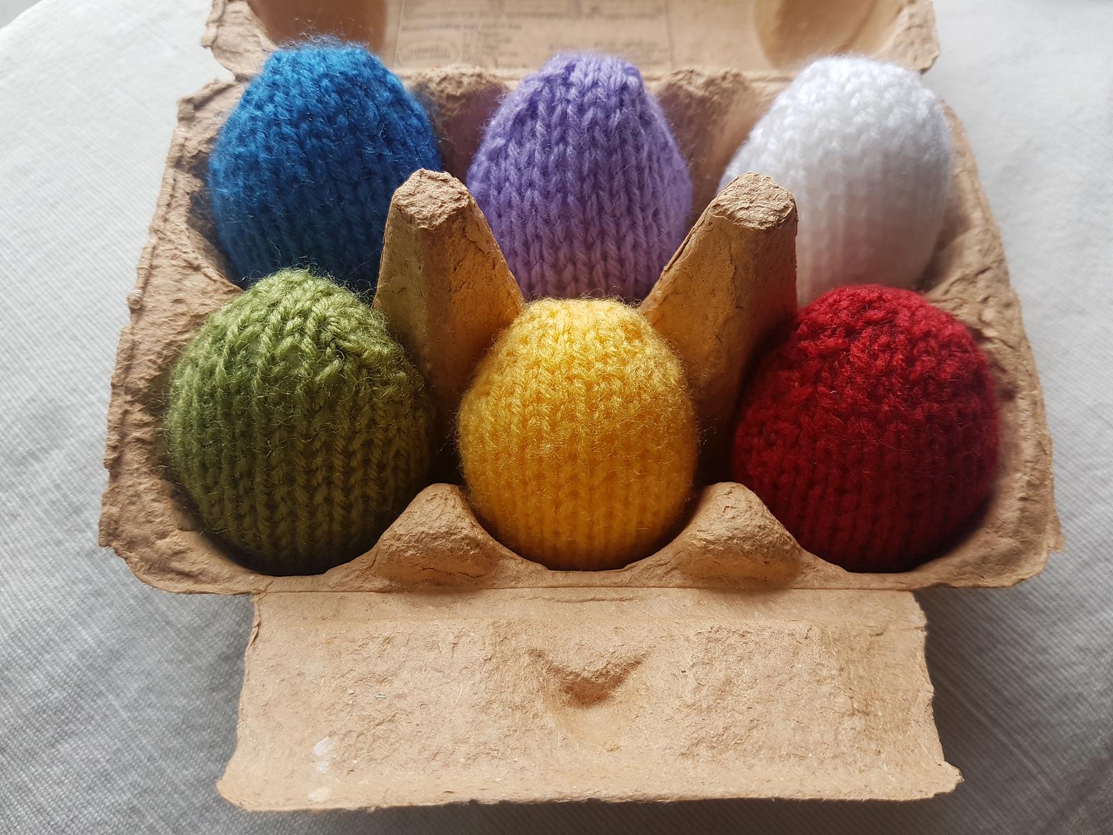 Knitted Eggs