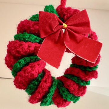Christmas Mini Twisted Wreath