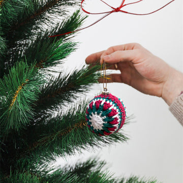 Crochet Christmas bauble