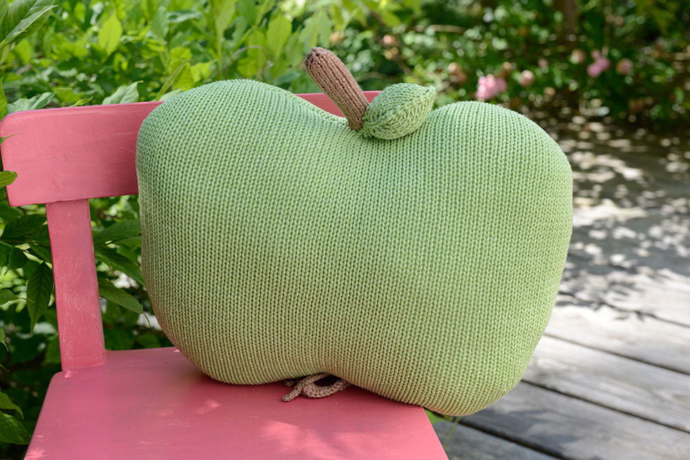 Apple Pillow in Schachenmayr Journey - S9355 - Downloadable PDF