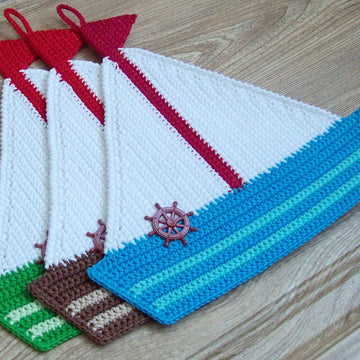 208 Yacht decor or potholder
