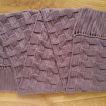 Meteorite scarf