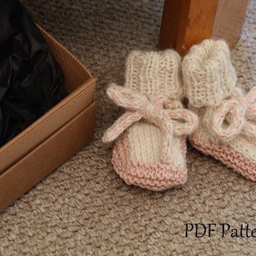 Newborn Mitten and lace up Bootie set