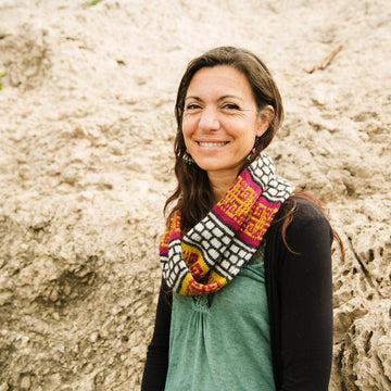 Amaru Cowl fingering