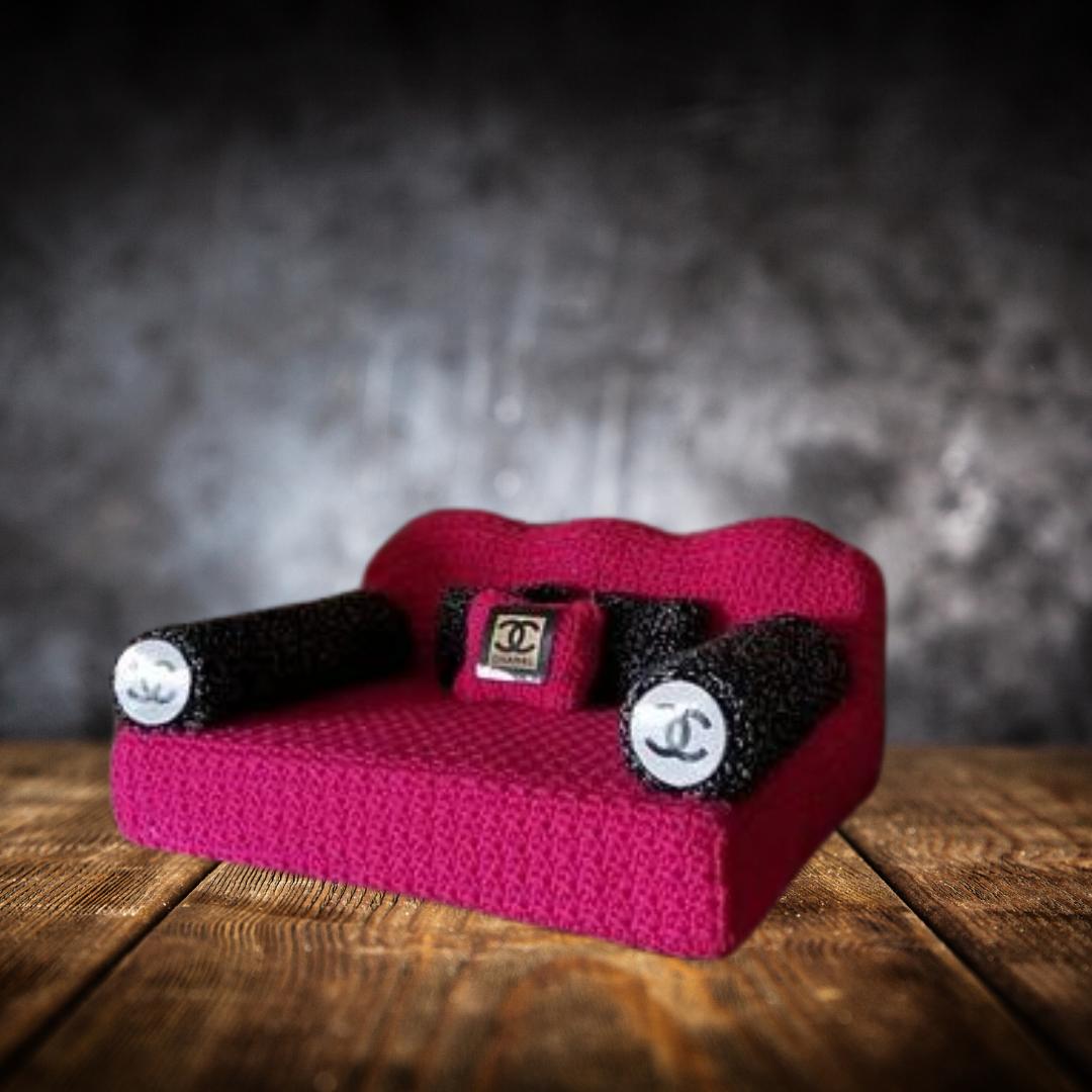 Easy crochet cat couch