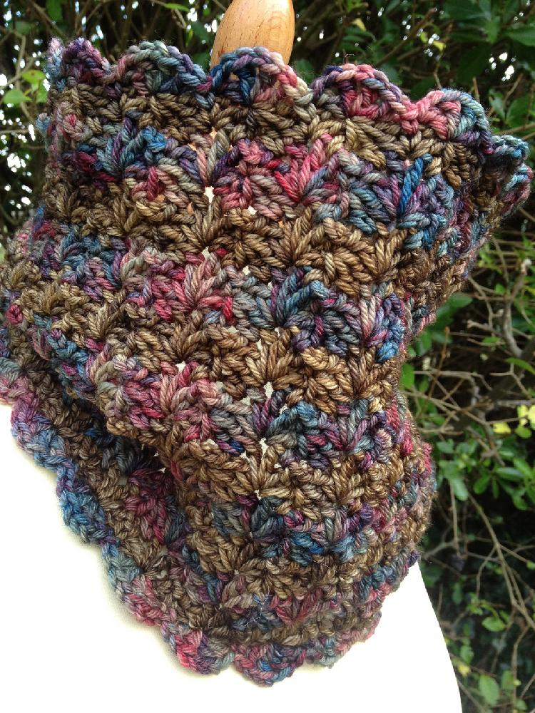 Theme & Variegations Cowl