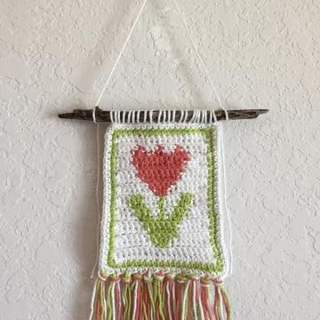 Coral Tulip Intarsia Tapestry Crochet Mini Wall Hanging