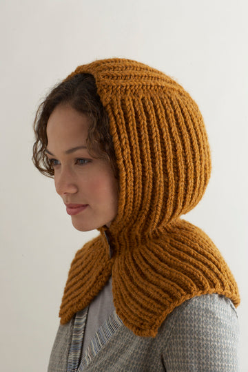 Seasonably Chic Hood in Lion Brand Wool-Ease Chunky - 70511AD