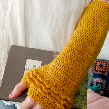 Austen Fingerless Gloves