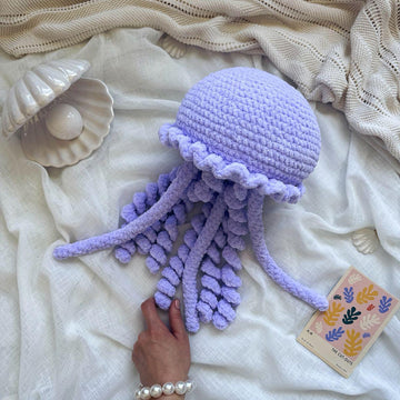 Jellyfish pillow