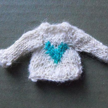 Teeny Weeny Raglan Heart Sweater Earrings