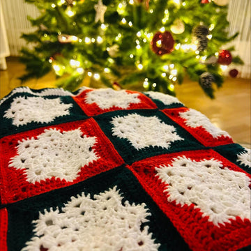 Christmas Snowflake Blanket