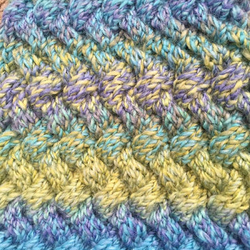 Waterlily Cables Scarf
