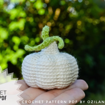 Amigurumi garlic