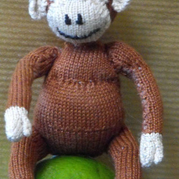 MICRO CHESTER CHIMPANZEE TOY KNITTING PATTERN - MADMONKEYKNITS.COM