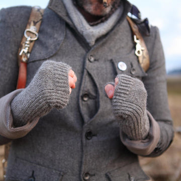 Lorialet Fingerless Gloves