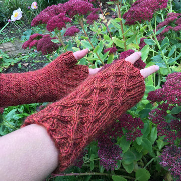 Kernow fingerless mittens