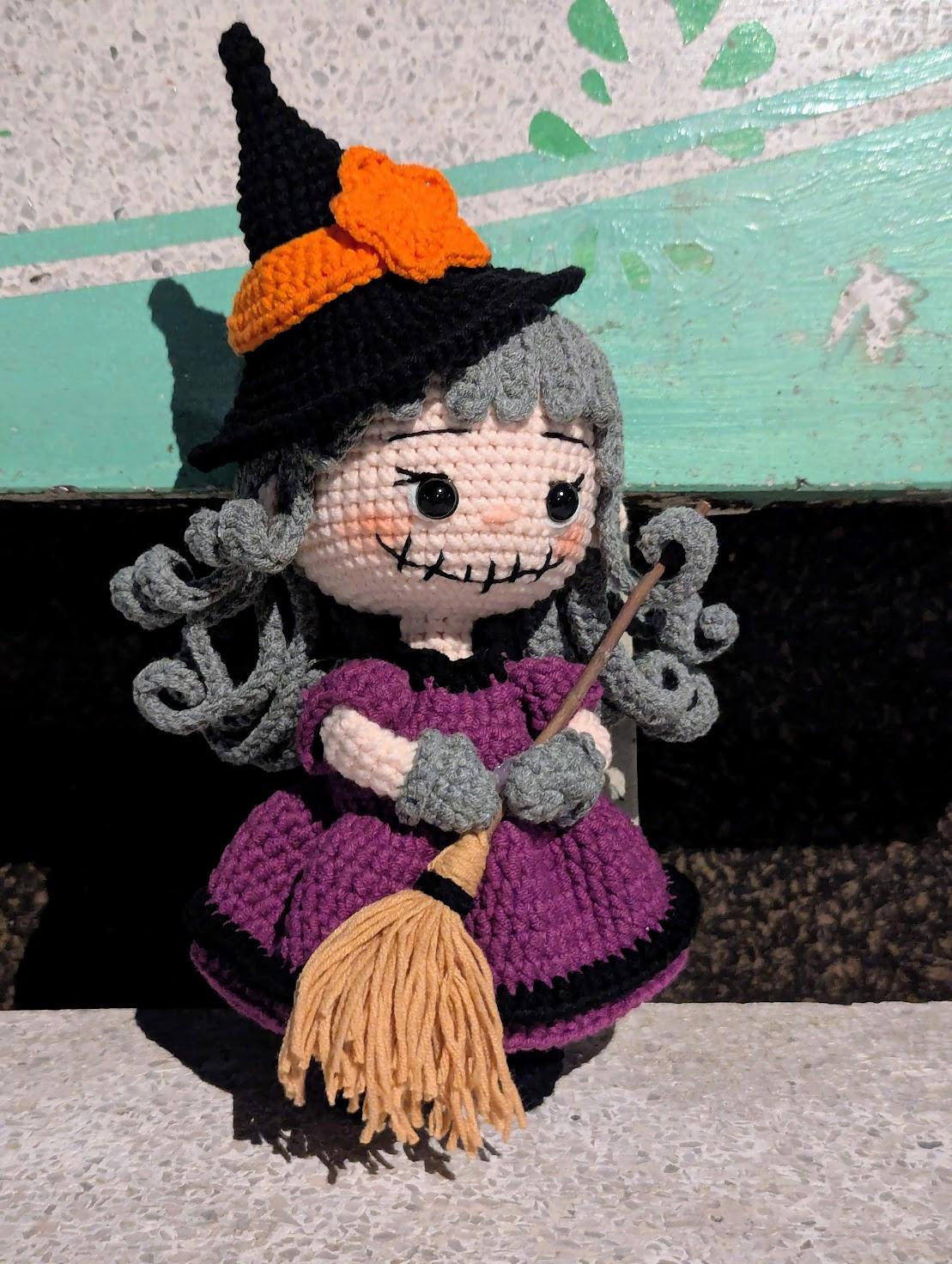 STITCHY the Spooky Cute Witch