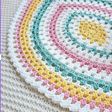 Welcome Spring Leaf Table-runner