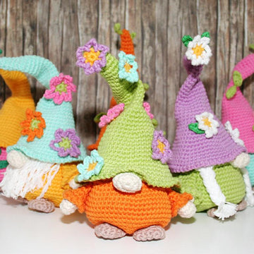 Flower Gnome - Egg Cozy
