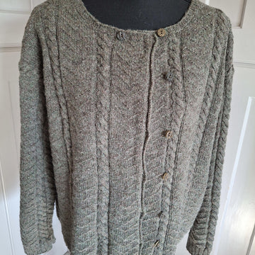 SKELBO, cardigan in Shetland wool