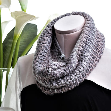 Angel Feathers Cowl