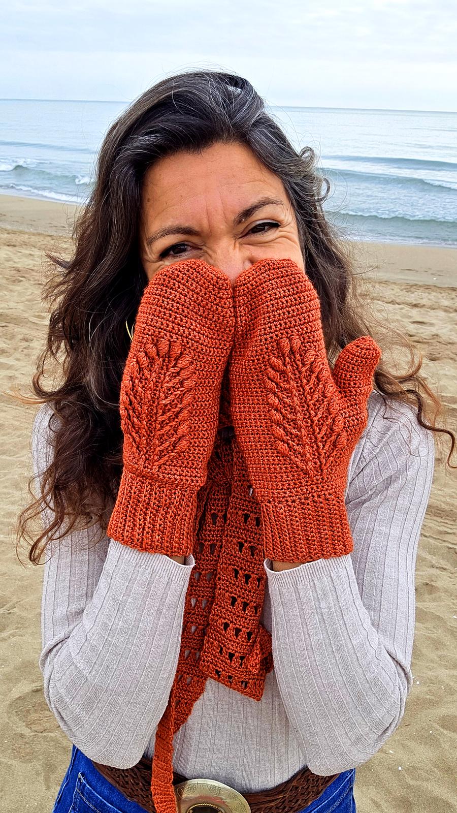 Almost a Love Story Mittens