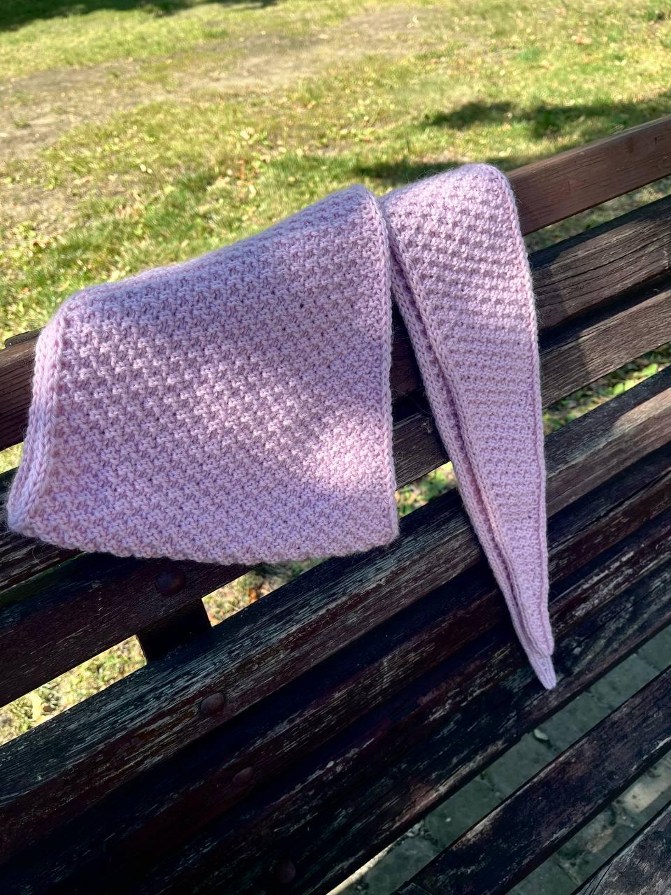 Peony Petal Triangular Scarf Knitting Pattern | Knit Neck Scarf DIY (PDF Download), language English, German