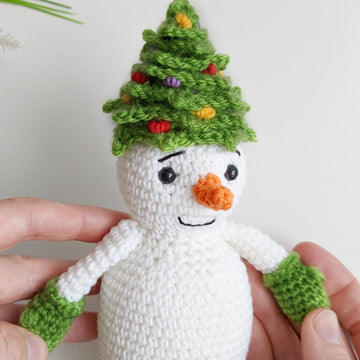 Crochet Christmas tree amigurumi pattern