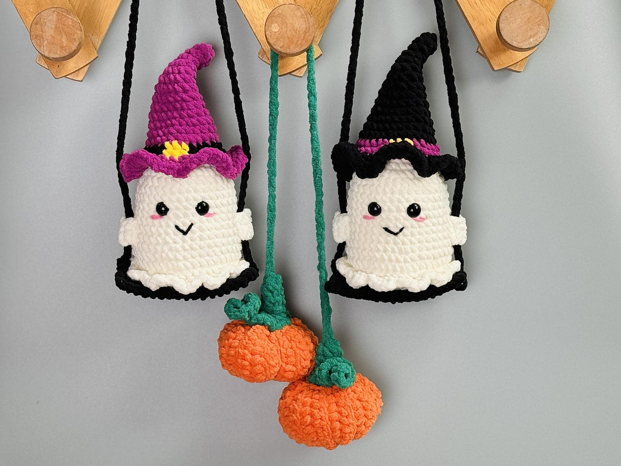 Ghost Witch Hats Sit on Swing Pumpkins crochet