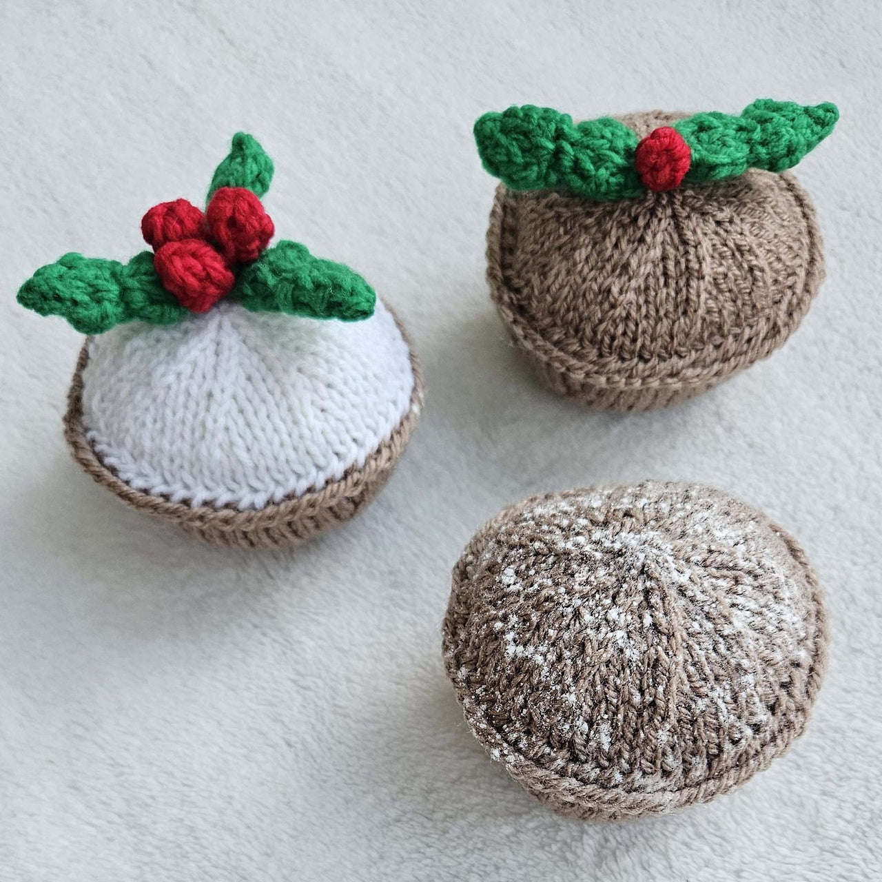 Knitted Mince Pie