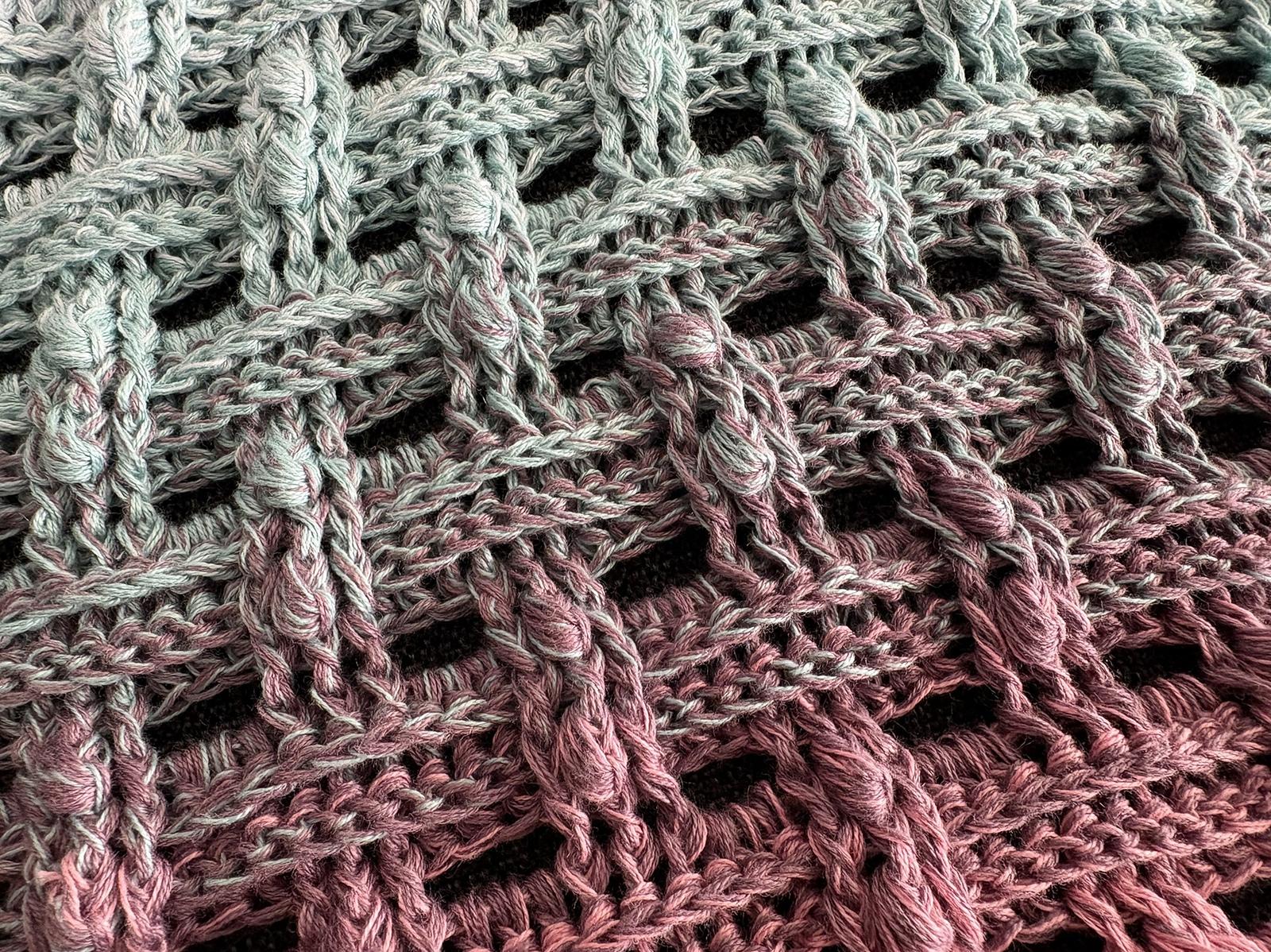 Triangular Scarf "Diopatra"