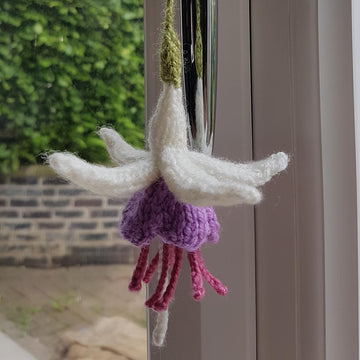 Knitted Fuchsia Tea Cosy