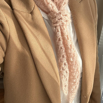 Sunday scarf