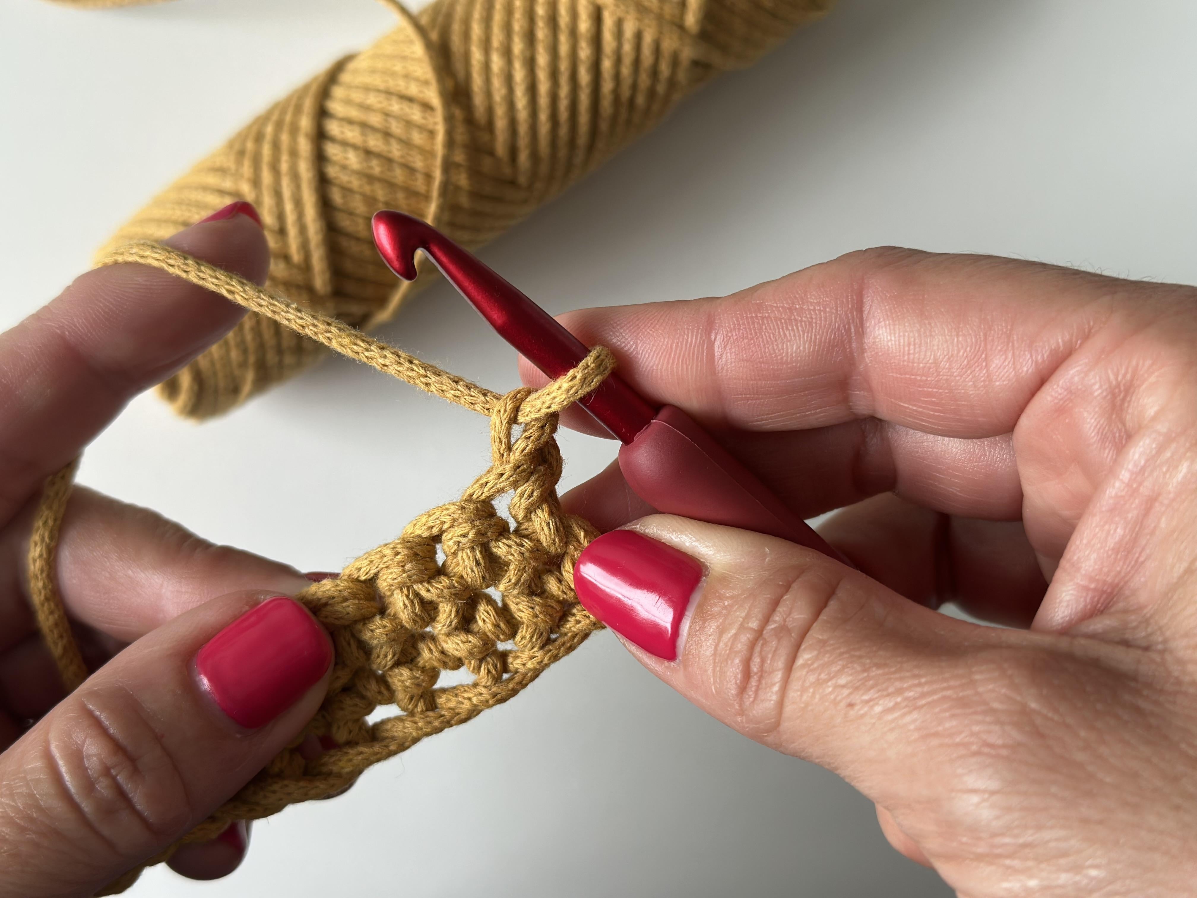 ABSOLUTE BEGINNER CROCHET COURSE - Cotton Coaster
