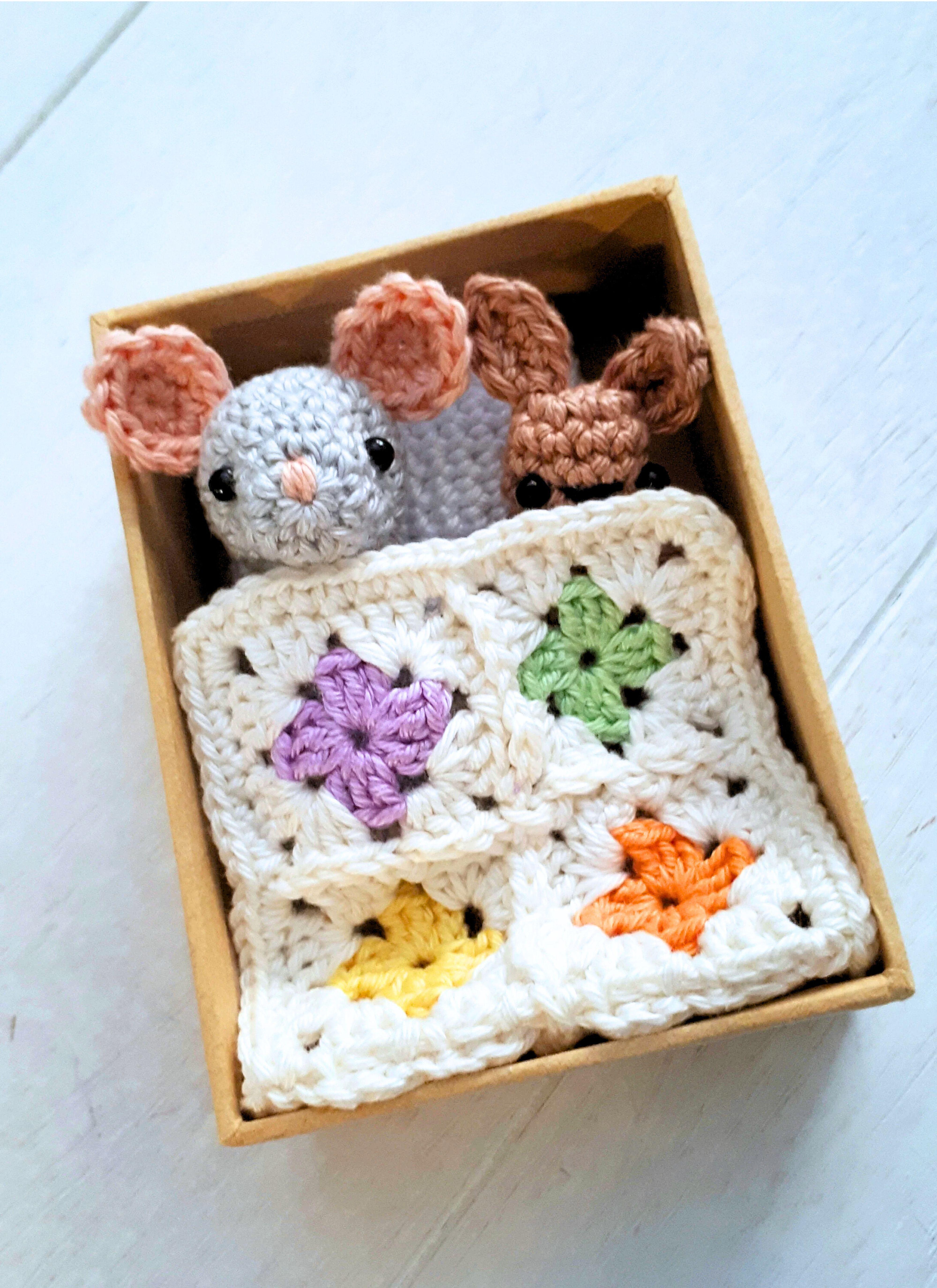 Mouse in a box