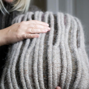WAVES Cushion