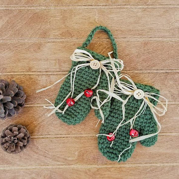 Hanging Mittens