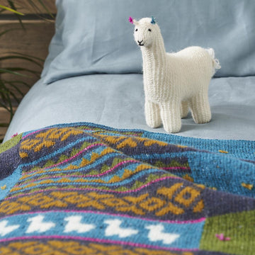 Cosy Alpaca Blankets & Bed Runners