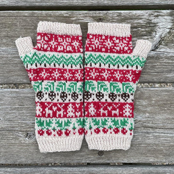 Happy Holidays Mitts