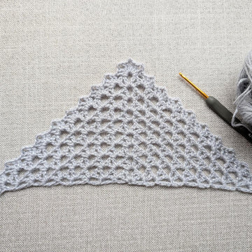 Crochet Bandana/Shawl Pattern/Chart #32