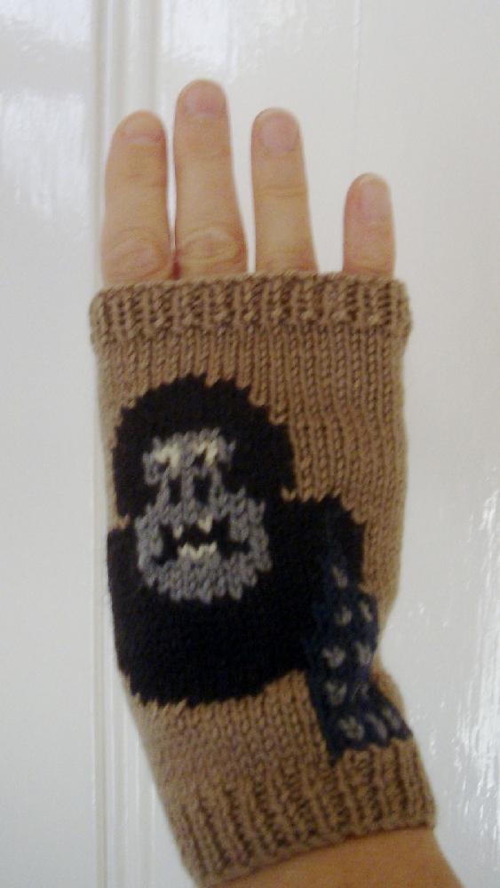 King Kong gorilla/monkey/ape fingerless mitts/gloves/wristlets
