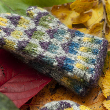 Taighean - Child Mittens